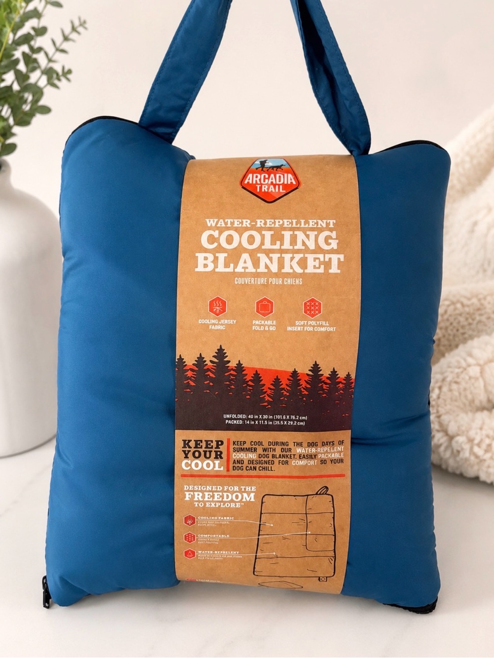Arcadia 🐶 Water-Repellent Cooling Blanket - ✨NWT 🌟